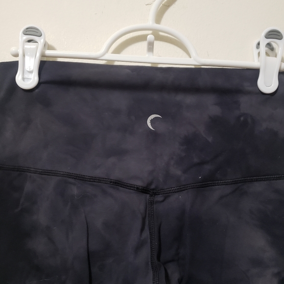 ZYIA Active Tie Dye High Rise Leggings - Picture 5 of 15